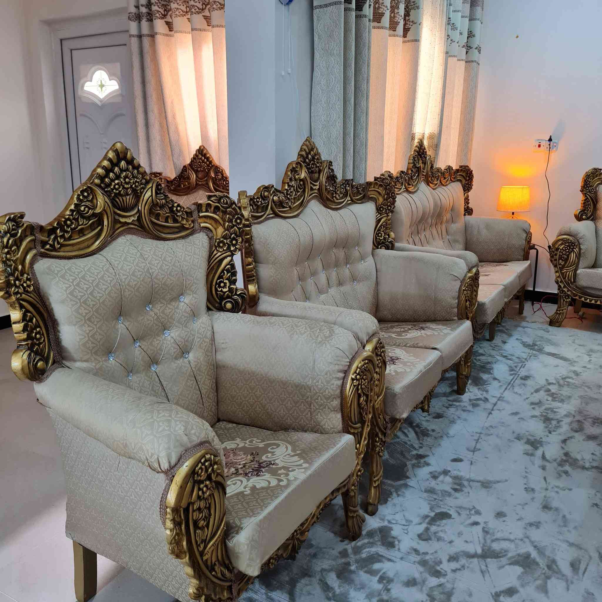 تخم  10مقاعد ملكي استخدام قليل
مكاني مجمع ابو تراب


**إذا كنت صاحب هذا الإعلان وتريد حذفه لأي سبب، رجاءا أرسل رسالة إلى الدعم الفني**