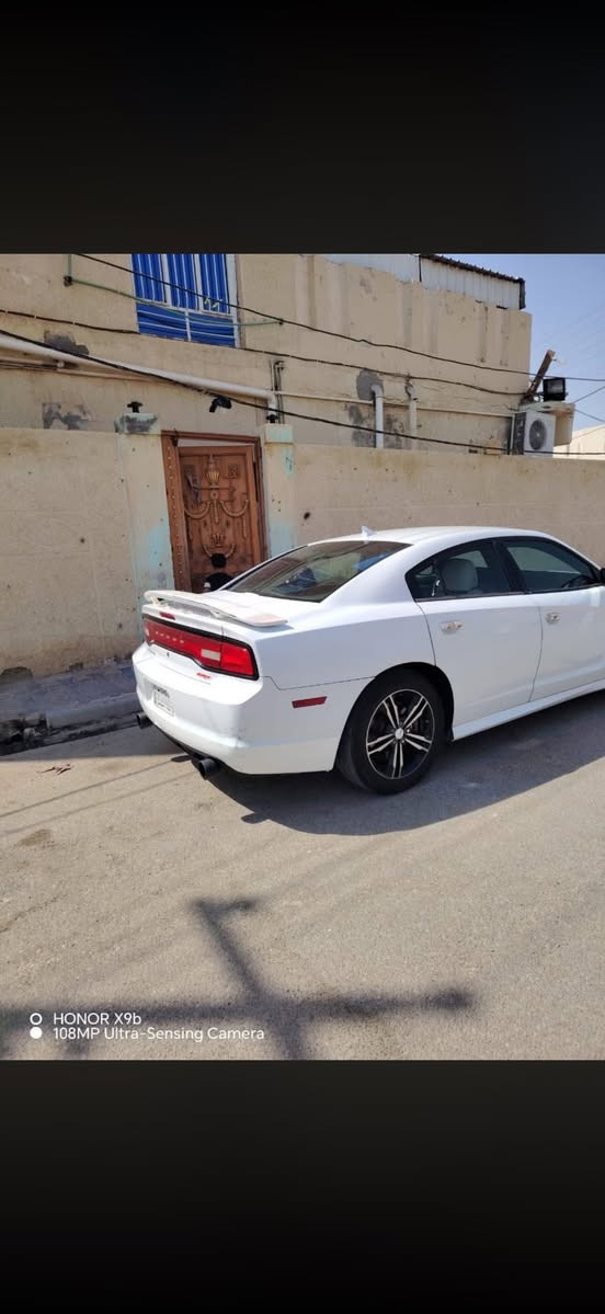 جارجر 2014
بوليسي SRT
فرويل رقم بغداد بسمي 
السعر125
***********
