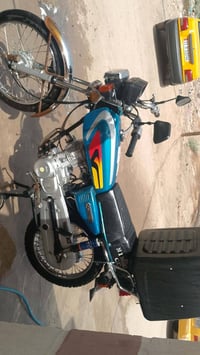 دراجة يراني لبيع سعر 575وبيها مجال موديل 2026 اتصال رقم 07746624076
