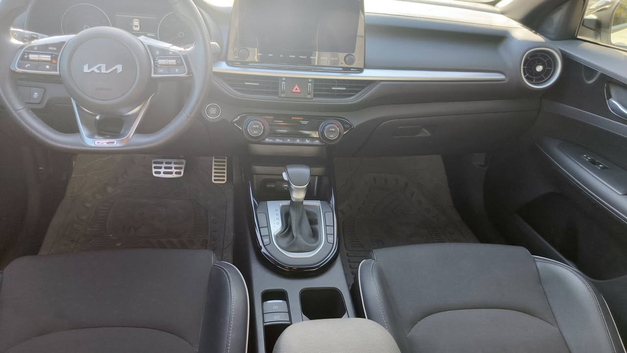 سيارة فورتي 2024 جي تي لاين
دخول جديد ماشية 4000 حقيقي

بدون رقم  

مكينه 2000دوش

بصمتين

تشغيل عن بعد

اوتو هولد 

سايد بريك دكمه

شاشه كبير

تبريد مناخين زائد تدفئه

اليت لد 

حجم تاير 17

رادارات جانبيه اماميه خلفيه 

اشير بالمري

سياره كاملة من كلشي عدا الرادر الامامي 

بيه بارد بخشم الجاملغ والبنيد مبدل نفس الون 

السعر 157 رقم الهاتف ***********
