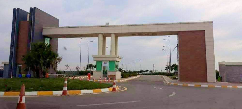 دارللبيع ركن 200متر خريطة ڤيولا بداية المجمع مدينتي قرب جامعة كركوك فرع مميز على حديقة وسوبرماركت والمدارس والجامع ٤غرف .استقبال هول مطبخ صحيات٢ كراج سيارة حديقة  للاتصال***********
