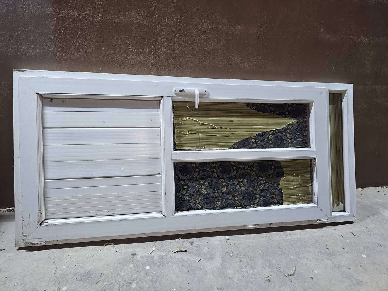 السلام عليكم
عندي هذني للييت ديوان 
وبابين pvc
وتانكي مي ١٠٠٠ لتر 
قيم واخذهن بما يرضي الله


**إذا كنت صاحب هذا الإعلان وتريد حذفه لأي سبب، رجاءا أرسل رسالة إلى الدعم الفني**