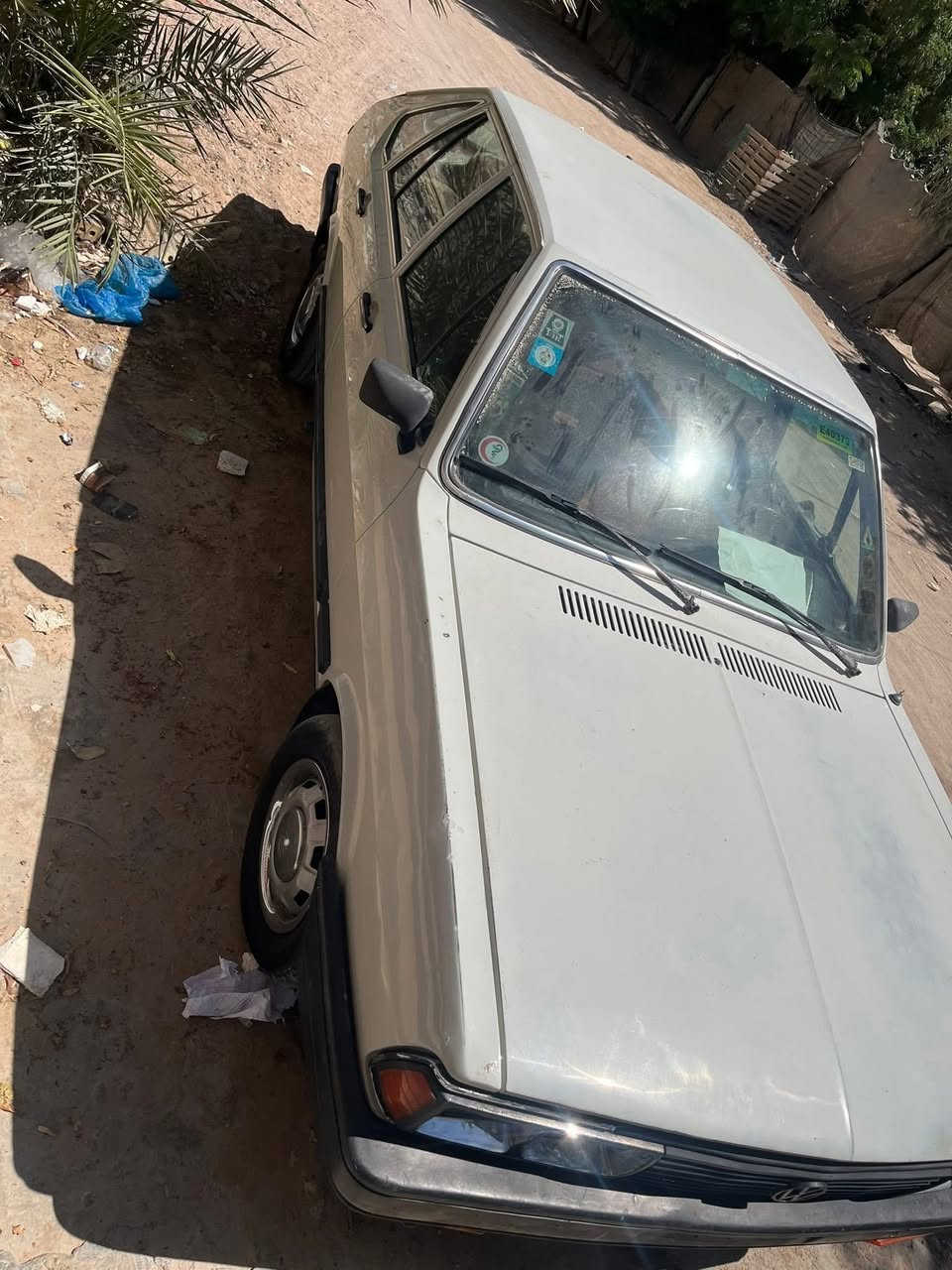 سلام عليكم للبيع بسعر مناسب مستعجل على بيعته برازيلي 1986سياره  بلاديه وجاهزه من كل نقص رقم بغداد انكليزي سنويه لغاية ٢٠٣٠تبريد شغال سياره جاهزه واصل وتساب فقط فقط مكان سياره نجف ***********
