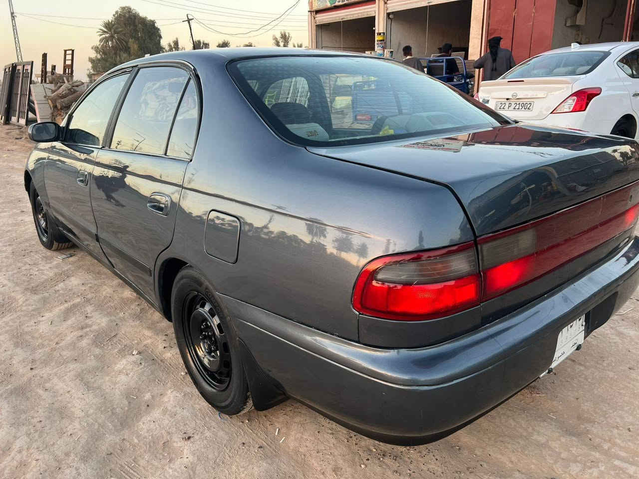 السلام عليكم
كرونا نفخ موديل 93رقم نجف شرط المداور 

مكفولة ضربا وكص ونقل جثة وعيب شرعي 

مكينة 1800وكير مكفولات 

حدادية خلفي امامي وتخم تاير جديد

السعر 55وبيها مجال 

العنوان ديوانية قضاء المهناوية 

***********
