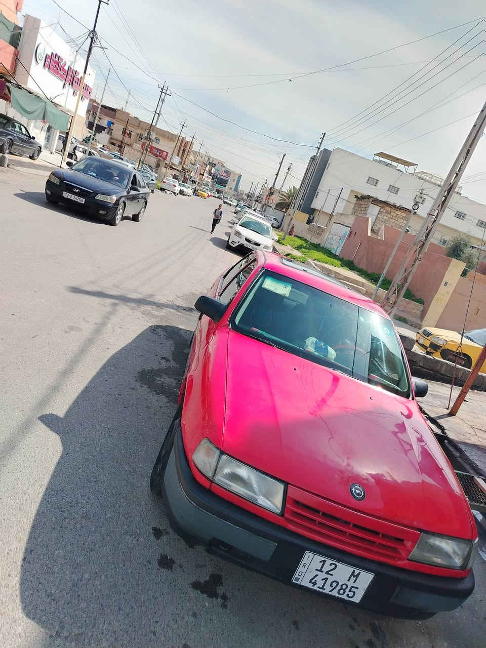 السلام عليكم....
اوبل فكترا جنطة حجم 18 المرغوب
 سيارة جاهزة
كهربائيات كلها شغالة قفل مركزي بصمة مع الصندوق سنويه جديده بااسمي رقم انكليزي جديد كاربون بانزين الكتروني شرط التحويل  سيارة كدام العين داخلها جديد خارجها واضح كدام العين السيارة موجودة بالسكر شارع المستوصف السعر 37 وبيها مجال
لتواصل اتصال على هذا الرقم ***********
