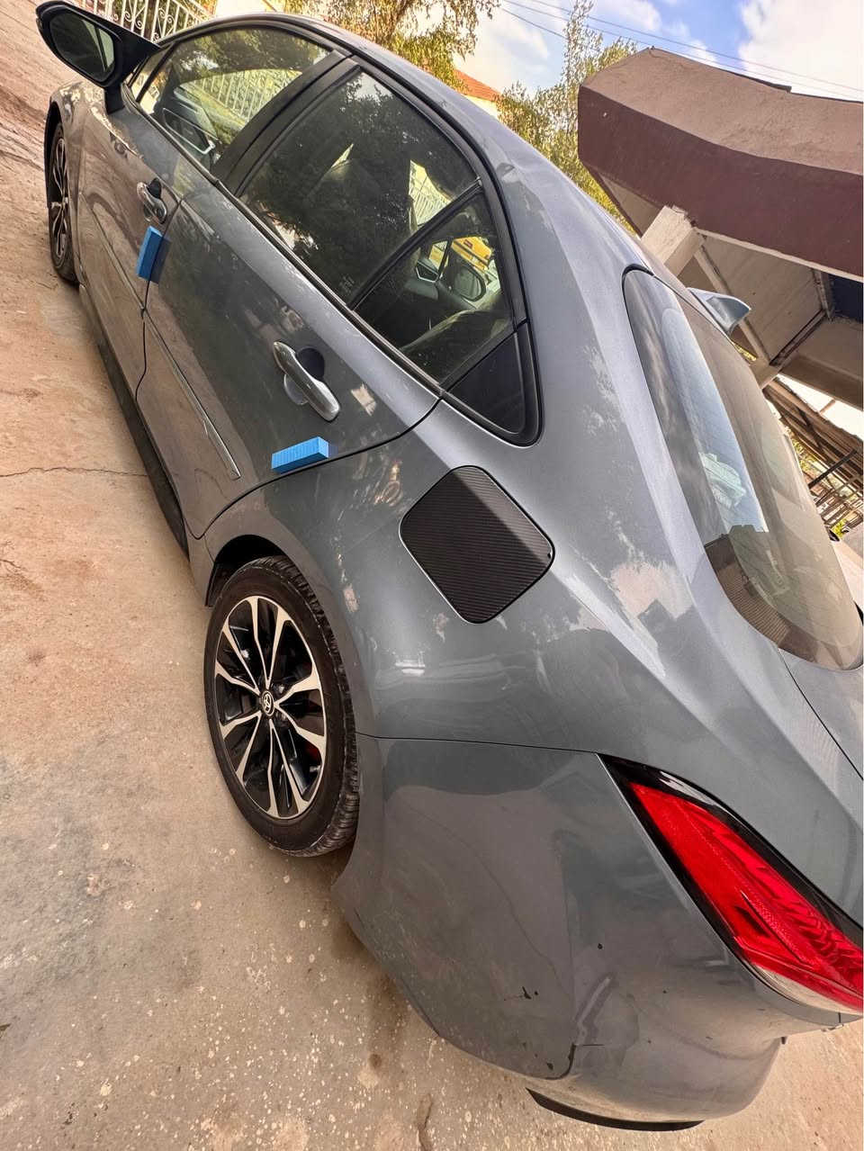 كورلا 2020 حادثها دعاميه اماميه تصليح جاملغ وبنيد رقم سليمانيه باسمي ماشيه 60ميل استخدام بيت سعرها 140$ وبيها مجال انشاءلله للاستفسار *********** بغداد, العراق
