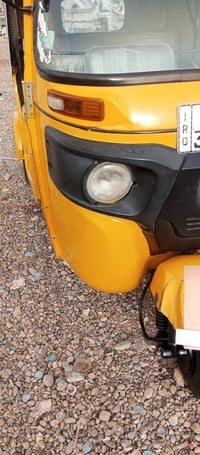 تكتك موديل ٢٠ شهر ١٢ رقم وسنويه تحويل ثاني يوم  تكتك حيل نضيفه لاضربه ...