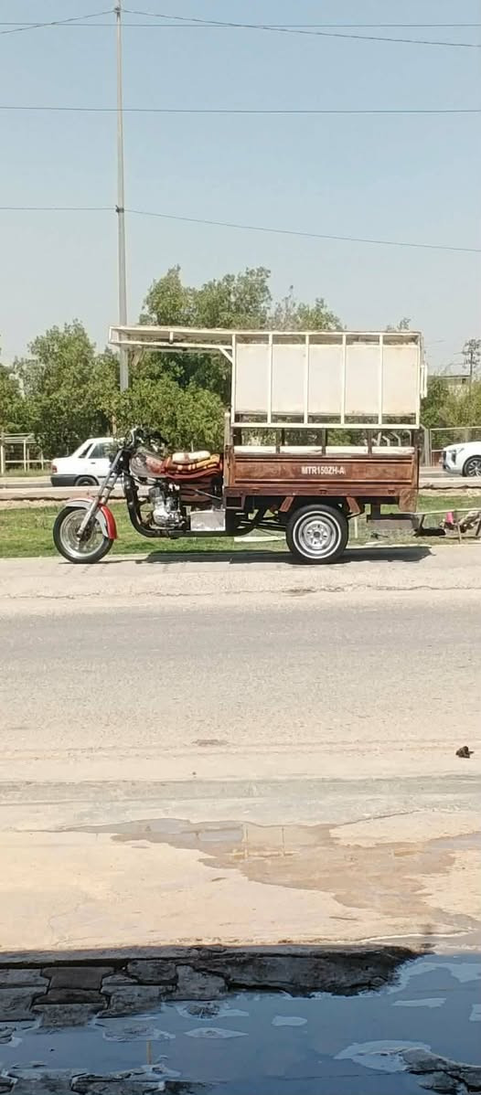 السلام عليكم شباب ستوته للبيع مديل 2010 رقم اسود دراجه معمره اكسن جمره جديد تايراد جدد الشاصي مكفول من خياس من لحيم اكفله الك كلشي ماناقصه نكره سلف بدون محجر السعر 1500 مكاني نجف اتصل ***********
