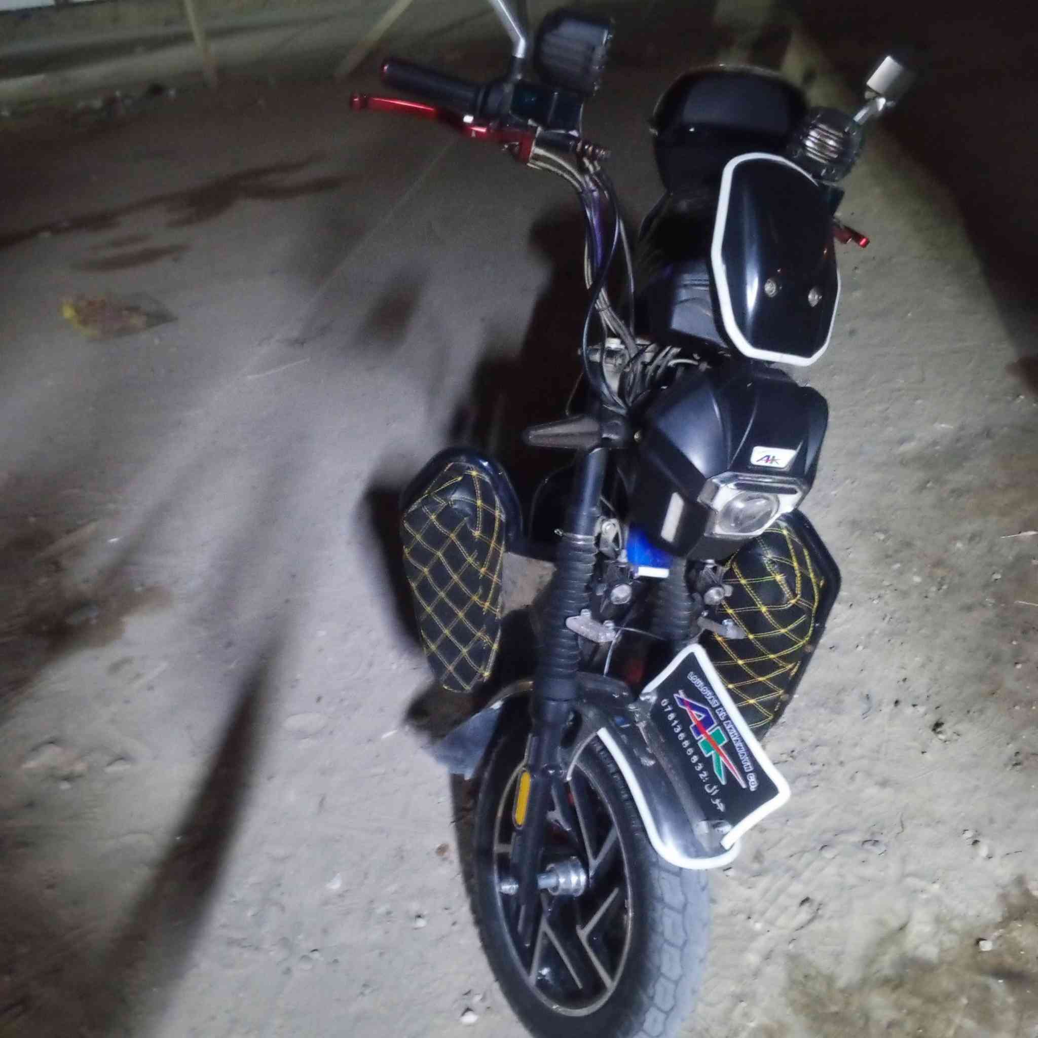 ماطور شحن هارلي جبلي للبيع  بطاريات جدد العدد 6, السعر 650 وبيه مجال ***********
