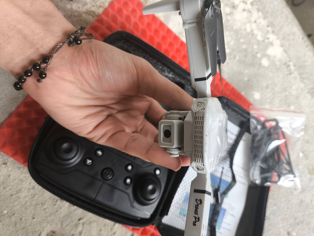 درون E88 برو اول تم 25 الف مع التوصيل


**إذا كنت صاحب هذا الإعلان وتريد حذفه لأي سبب، رجاءا أرسل رسالة إلى الدعم الفني**