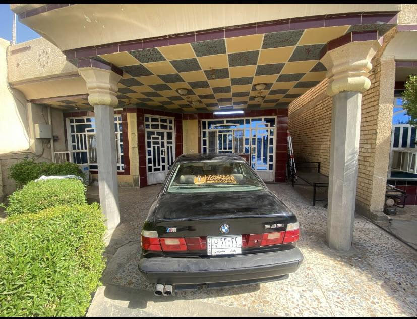 السلام عليكم ورحمة الله
بي إم 535i  /موديل 1991

مكينه مفتوح 

كير اوتوا  اصل ،سياره مصبوغه عام بدون ضربه بدون معجون صبغ اثر جراد للجماليه

مكينه خير من الله ناعمه وحلوه لاتنقيص ولاتبخير تراي وين ما تريد 

تخم تاير جديد 

منضومه غاز سياره

غرفتها حلوه 

تبريد نقص كمبريسر

كير بي من تنطي بك نوبات ترجع راستا ونوبات لا اله تكفخلها يالله ترجع 

وتصليحها يكولون درايم شفت

اماً بالبقيه مآبي شي بس بالبك نوبات ونوبات

للبيع او مراوس بتكسي

سعر السياره 55 وبيها مجال قليل

***********

***********

متوفر واتساب
