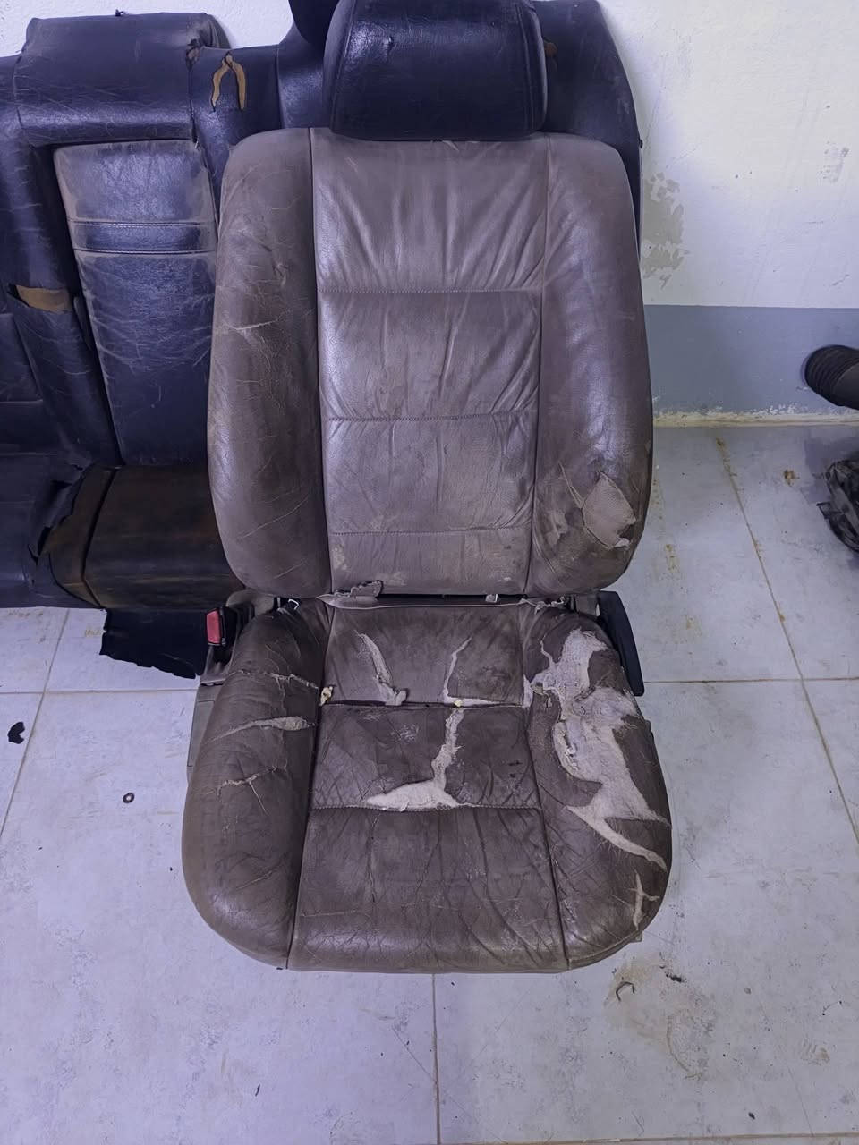 كشنات بي إم 500 
مال نفر كهرب 
سعرهم 125 ألف العنوان موصل ***********
