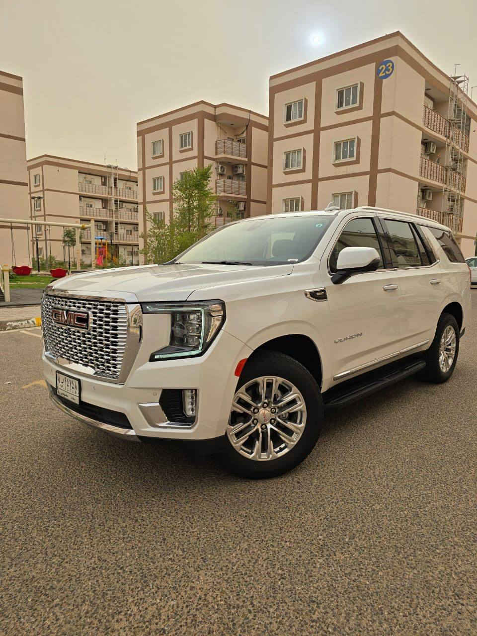 للبيع يوكن SLT 2021
المواصفات فول 1/1
وارد امريكي فقط قطعه وحده صبغ ونفسه معمره
صور الحادث موجوده 
محرك  5.3  V8
فور ويل 
 5 كامرات 360 درجه
مري قلاب 
مقاعد جلد vib 
دخول ذكي 
سياقة ذاتية 
حساسات امامي خلفي 
رادارات امامي خلفي 
كزوز دينالي 
نظام مانع التصادم التلقائي
شاحن لاسلكي 
بانوراما 
تبريد الكشنات الامامي 
تدفئة الكشنات الامامي 
تدفئة الكشنات الخلفيه 
صندوق كهرباء 
كشن رجاج
جميع الكشنات كهربائيه 
شاشات خلفية
قاصه 
نظام المساعدة ع الطريق
نقطة عمياء 
مكاني البصرة 
السعر اتصل وتدلل
***********
