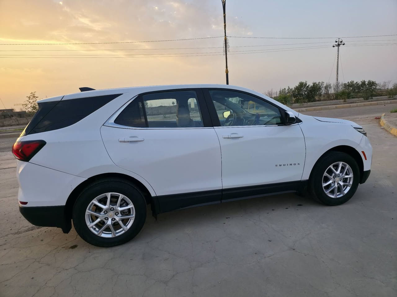 Chevrolet Equinox 2023
ايكوينكس ٢٠٢٣ ماشه 25 ميل فقط
فئة LT
محرك 4 سلندر 1500 تيربو
قوة 175 حصان
ناقل حركة أوتوماتيك 6 سرعات
دفع كلي (AWD)
حساسات امامي خلفي
رادار جانبي - نقاط عمياء
5 راكب
بصمة تشغيل
بصمة أبواب
كامرة خلفية
شاشة كبيرة
(AUX + USB + بلوتوث + Apple CarPlay + Android Auto)
مقاعد قماش
كرسي سائق كهرباء
تحكم ستيرن
مثبت سرعة
حساس ضغط إطارات
تنبيه مغادرة المسار
مساعد البقاء بالمسار
فرملة طوارئ أمامية
تنبيه اصطدام أمامي
تحكم نزول منحدر
لد نهاري
مكيف أوتوماتيك
حادث امامي- وبيها ملاحظات كما موضح بالسونار
السعر ١٦٥ 
العنوان/ ميسان   ***********
