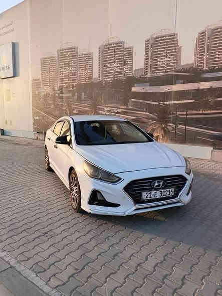 من رخصة الادمن 
سوناتا موديل 2019 SE وارد امريكي ضربتهة جاملغ عكس السايق وداخل العراق ضربة باب السايق محرك GDI 2400 ولسيارة بيهة طكع بالصبغ بالبنيد شبر ولقمارة شبر السيارة اي نقص ما بيهة كاملة سيارة بلادي بالكامل شرط التحويل السعر ١٤٧ وبيهة مجال بسيط مكان السيارة بغداد غزالية ***********
