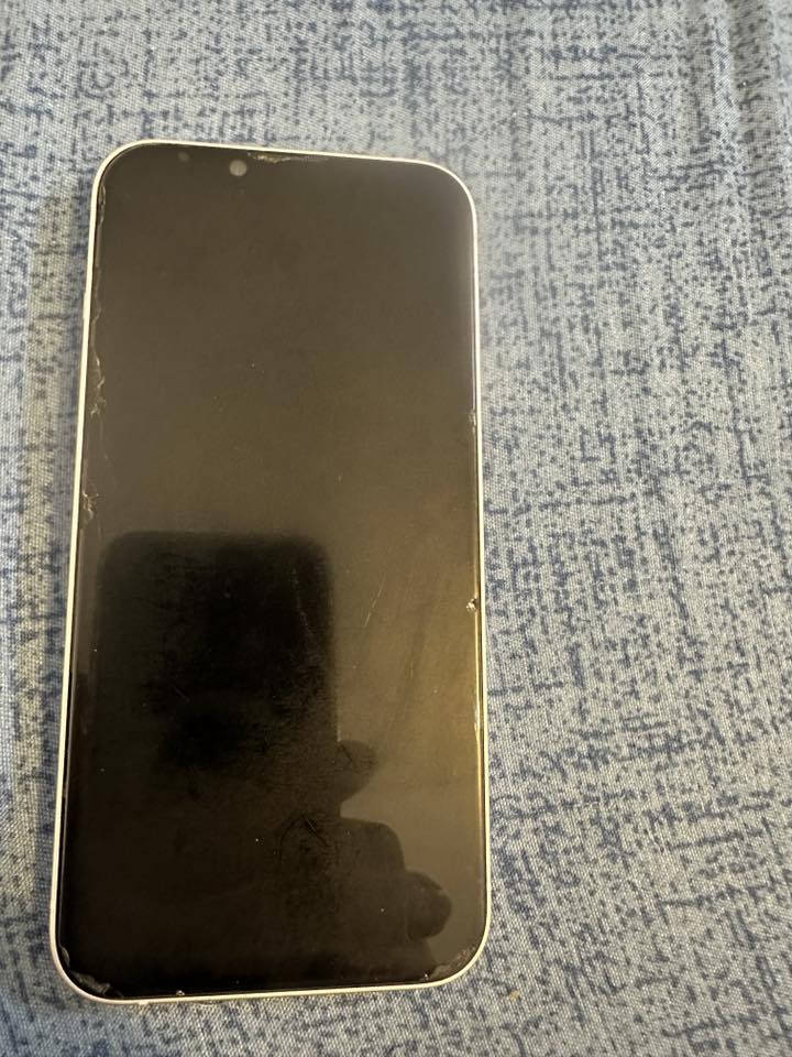 السلام عليكم آيفون 14عادي لون بنفسجي
بطاريه 82
ذاكره 128
جاهز نضيف زلغ مابي 
مامفتوح 
سعره 475
*********** 

ملاحظة ‼️
هاذ الفطر بل الزكه مال حمايه
