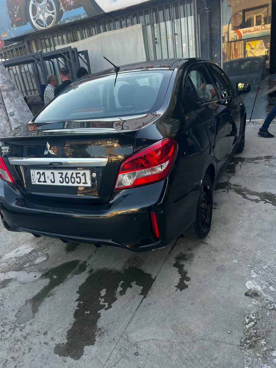 گۆڕينەوە بە ئێمجی جی تی گێڕ عادی دوو پارچەی بۆياخە  
 دەرگای داوای سەکەن لەگەڵ چەمەلەخی دواوەميراجی گێڕ عاديە 

***********
