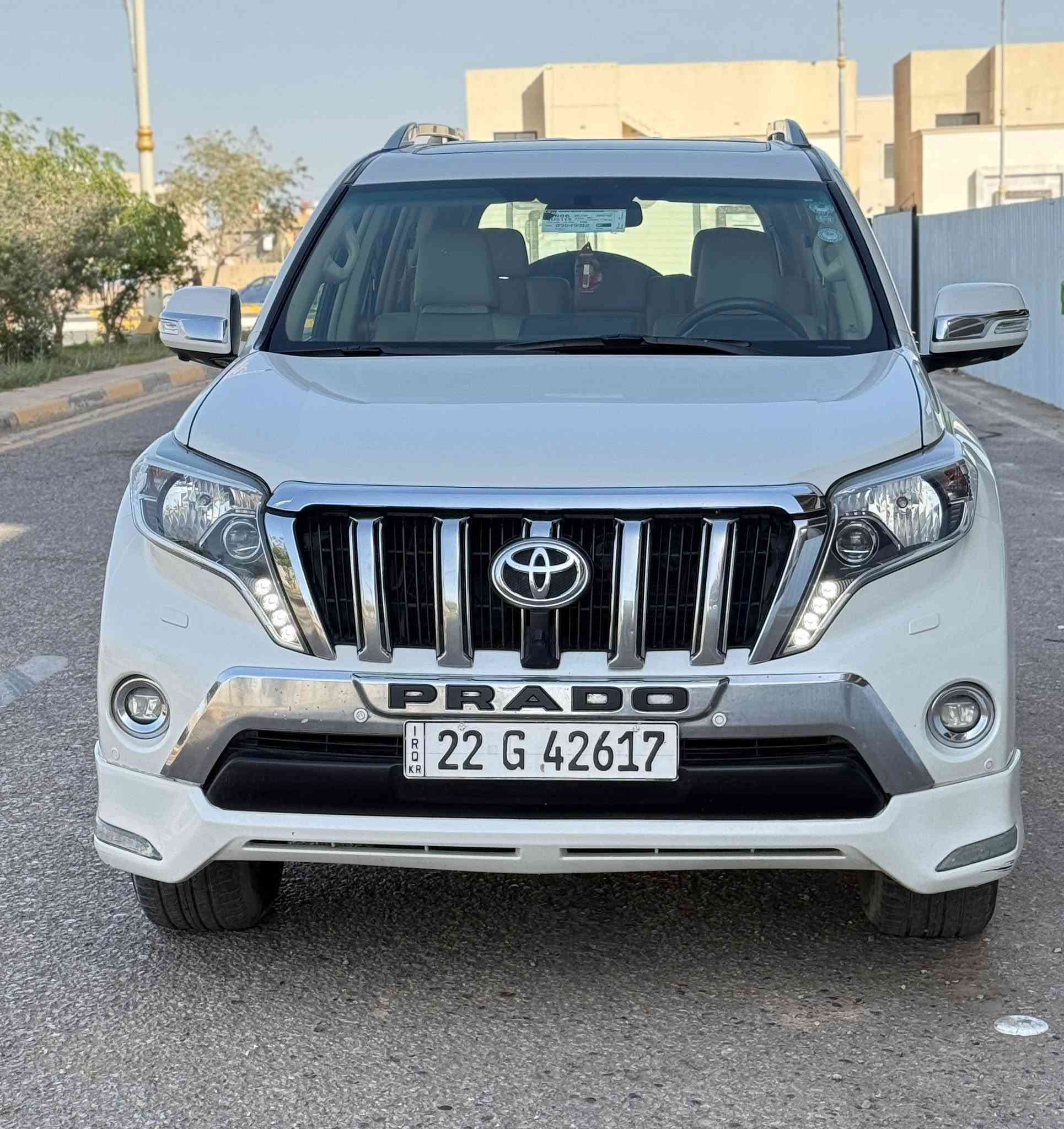 دو 2016 VXR مواصفات لكزز
رقم اربيل باسمي تحويل مباشر 

ماشية96 الف كيلو حقيقي 

محرك 6سلندر 4000
فتحة سقف 
بصمة 
4 كامرات 
دشبول لكزز ليزري 
انارة محيطية 
دبل تانكي 
كشنين كهرباء 
تبريد كشنات 
كشنات جلد بلادي 
مري شفط 
شاشات خلفية 
3 قطع تبريد 
داخل صاج خشب 
فوريل ويل ونظام منحدرات 
تخم تاير جديد 
جاهزة من جميع النواحي 
السعر 340وبيها مجال
مكاني كربلاء المركز
***********
