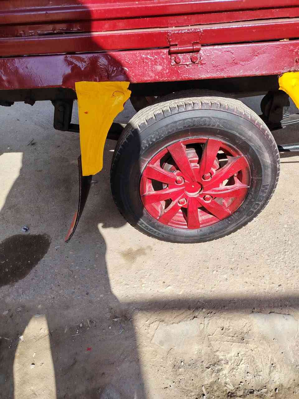 السلام عليكم ستوته صقر رقم ابيض ألماني مديل 2013 محرك بيها 22 تخم كهربائيات جدد تايرات جوبلس نكره سلف ربع معايزه الله شاهد مكانه ديوانيه وهذا رقمي ***********
