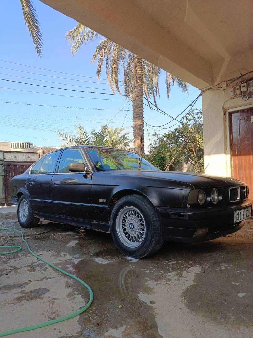 اسلام عليكم
Bmw 535.   1989للبيع او المراوس 
كير مكينة بشرط فول كهربائيات فول تبريد السيارة جاهزة  السيارة باسمنة رقم بغداد الانكليزي
الكشر شوف عينك السيارة يحتاج الها ترتيب دعامية خلفية +صبغ 
السعر 40 وبي مجال للاتصال او الاستفسار***********
