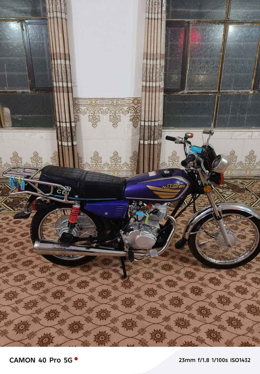 سلام عليكم دراجه سكنر للبيع مديل 26طالعه بسنته دراجه مكفوله نضيفه السعر 675وبيها مجال المكان نجف علوه الفحل الرقم ***********
