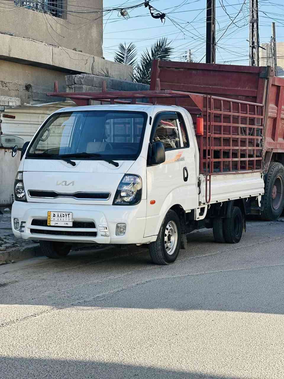 سلام وعليكم
كيا بنكو حمل مسكر اوتماتيك دبلو جاف 

سياره تدفئه تبريد مري شفط ستيرن تدفئه تخم تاير جديد تانكي محور 100 

لبنيد مبدل فقط لجماليه ولقديم مجود 

وبيهه بارد على كد شبرين بل باب سكن وضربات زغار ثنين نفس لباب 

لسياره بدون محجر ؟؟

تفاصيل اكثر لانتصال مكان بغداد الشعب 

السعر 125$
مديل :18

***********📞
