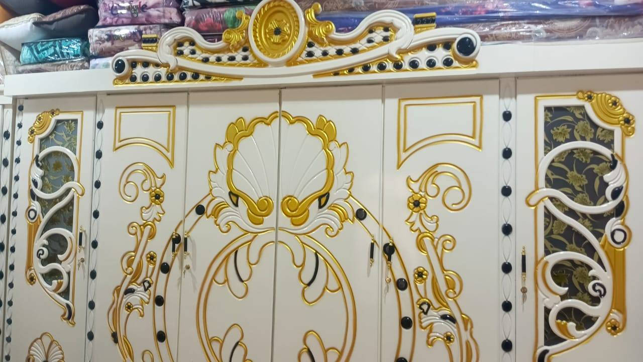 ماعندي خاص هذا رقم راعيها بي واتساب ‏‪0789 374 0319‬‏
غرفه نجاره تسگام 
جديده مامستخدمه 
المكان بالغراف
