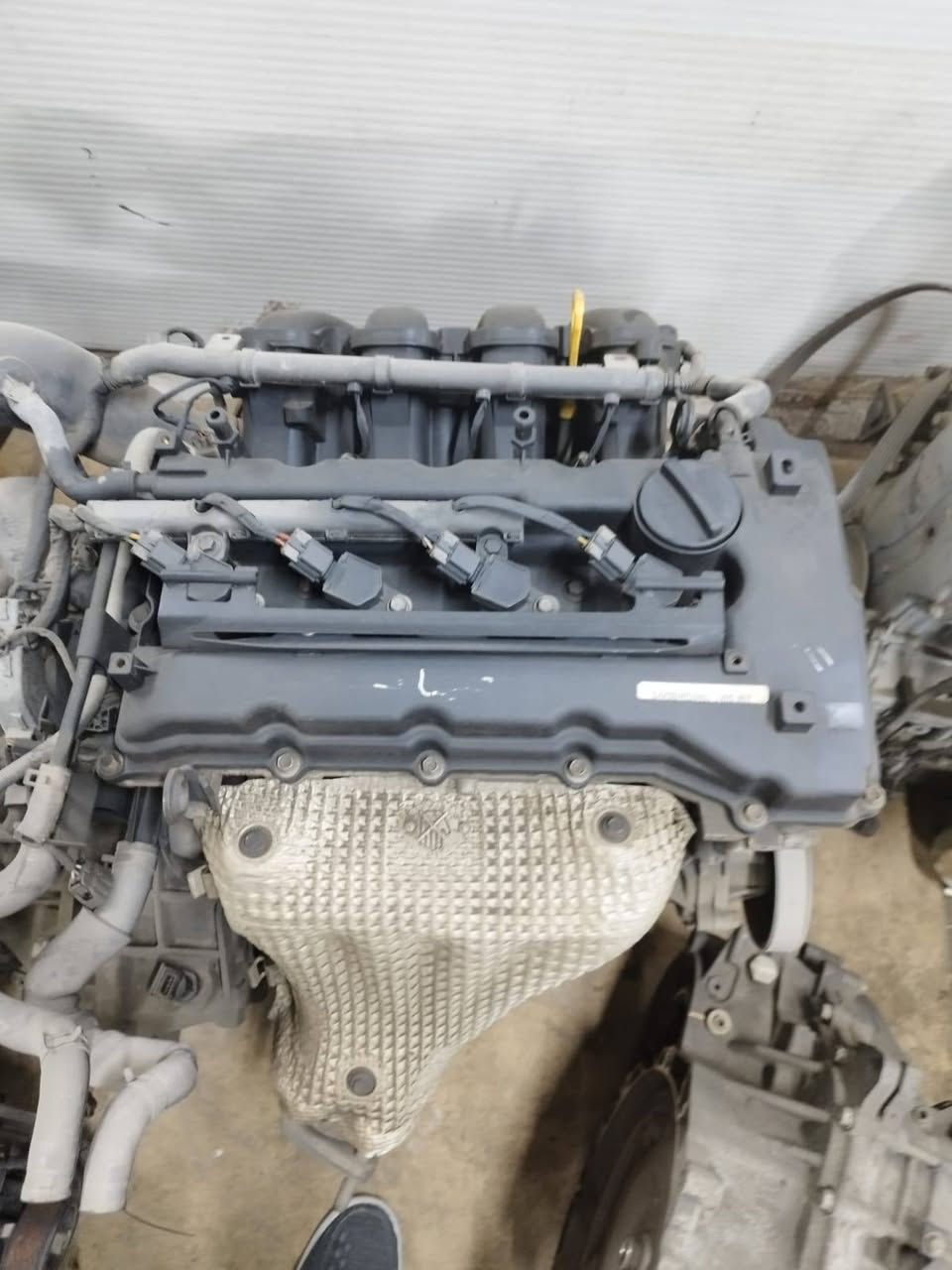 محركات كوريه ٤ سلندر و٦ سلندر للبيع جمله علما محركات حاويه العنوان البصره للتواصل ***********
