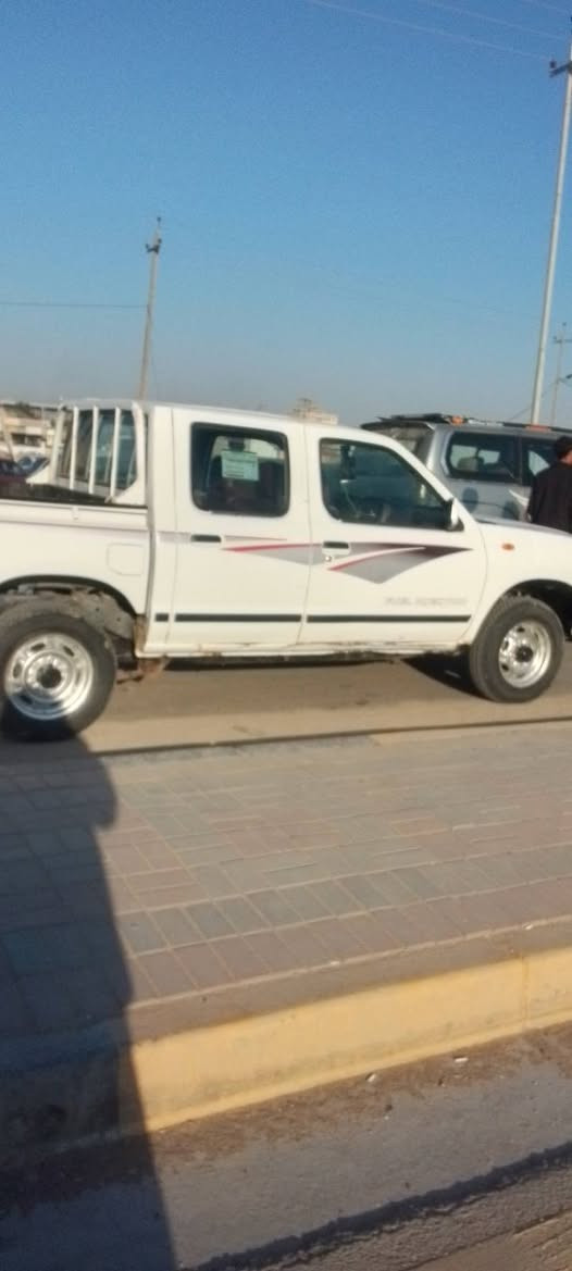 السلام عليكم نيسان 2008 بسمي رقم النجف انكليزي جديد محرك مامفتوح بيه تبخير شاصي اكسن كير وحداديه على شرط دوشمه بريك سايد بريك كهربائيات كله شغاله تخم تاير سياره مصلحه قماره بيه صبغ اثر خياس وشبر  بطرف البدي وشوف عينك افضل مكان سياره بل سماوه  بيع مستعجل سعر 77 اتصل ***********
