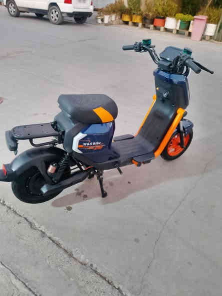 بايسكل شحن لبيع
سعر 400 بي مجال 
شركة 918
موديل 2025
4بطاريات 
أي عيب مابي 
بريك ور كدام ديسك
ليت زينون 
نشرات شغال  ايشاير شغال
بلوثوث شغال 
او مراوس 
رقم ***********
