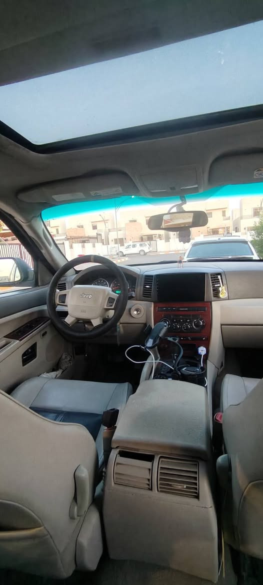 السلام عليكم
صلاح الدين تكريت
اليدور جديد 
جيب لاريدو 2007 محرك هيمي 8سلندر 5700 فول مواصفات فتحه سقف كشنات جلد كهرباء تدفئه بلكشنات شاشه كامره تحكم ستيرن فور ويل شغال تبريد ثلج قطعتين ويل 20 srt مكينه كير صدر اكسل مكفول بيها جاملغ خلفي يسار وامامي يسار ايرباك مال برده فقط طاك الباب الامامي اليمين صار بي شخط جوه التريشه ونصبغ على كد الشخط رقم بغداد مشروع وطني هزه جديده تحويل ثاني يوم السعر 110 وبي مجال لشراي 
ويرهم مراوس حسب القناعة
***********
