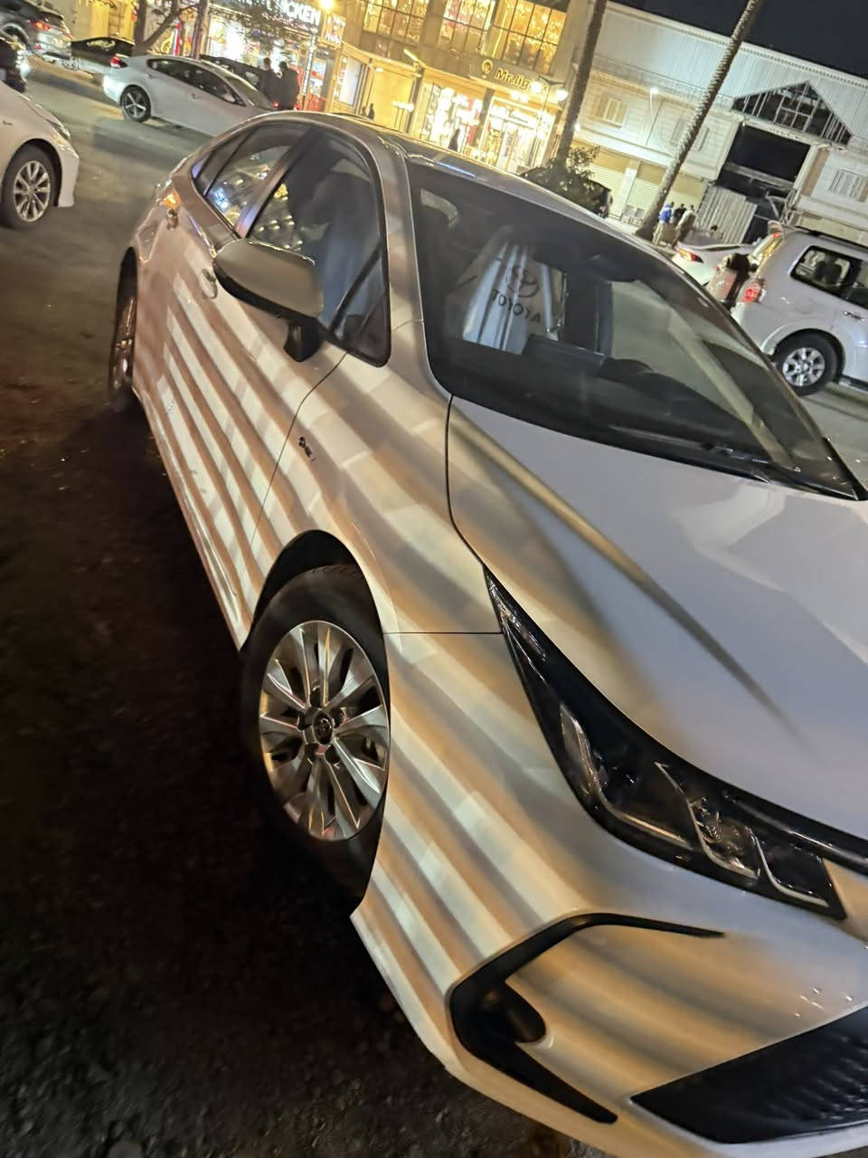 كورلا 2025 بدون فتحه
لايت وكشاف زنون قطعتين تبريد
الارضيه والصندوك مغلف جادر
والجام مغلف عازل حراري
بيها باردي 4 اصابع مصوره
وبيها رصعتين متبين
اوتو كار بلي
ماشيه 33
السعر 148
بغداد العامرية
***********
