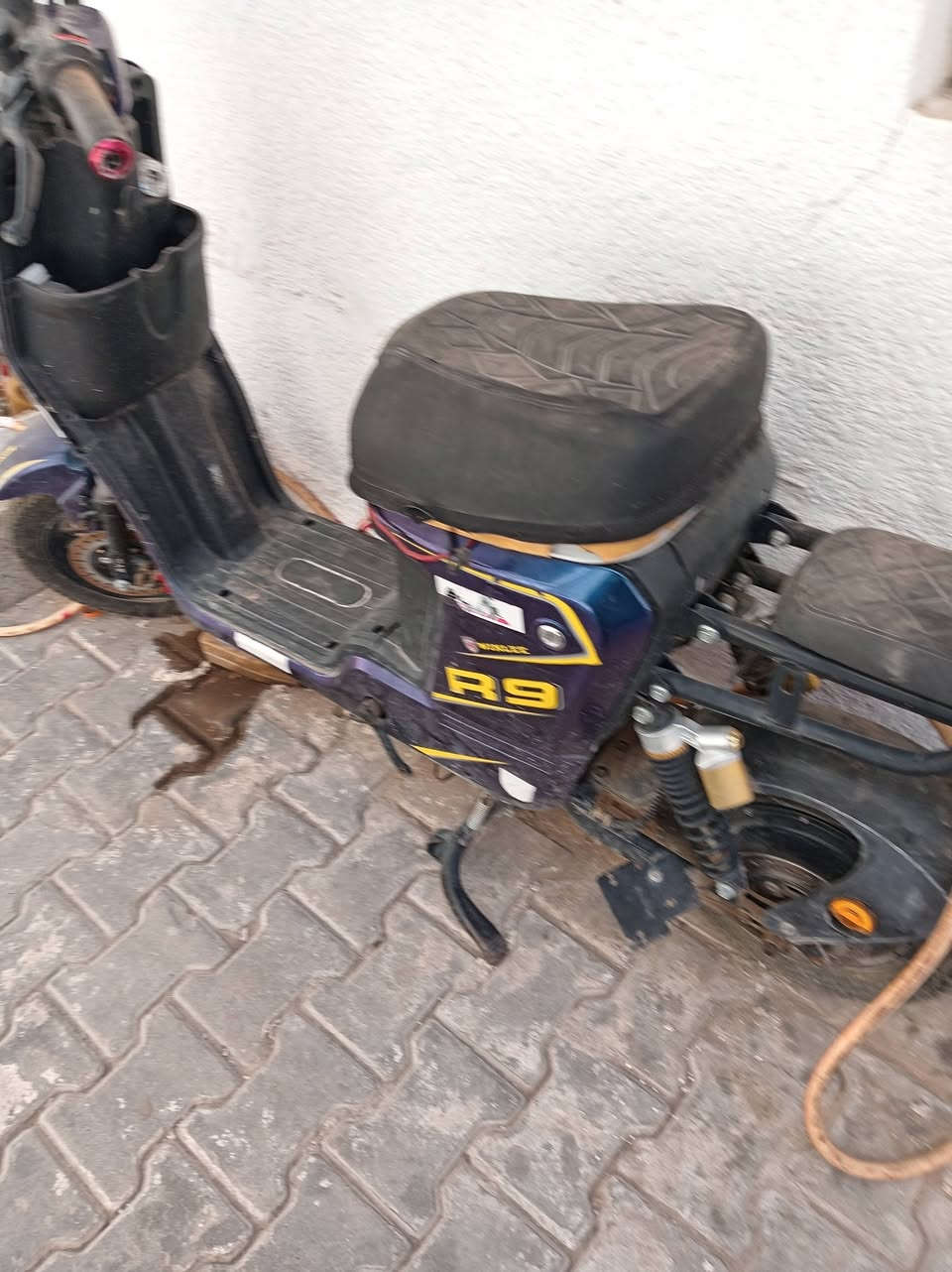 بايسكل شحن للبيع بدون بطاريات السعر ١٠٠


**إذا كنت صاحب هذا الإعلان وتريد حذفه لأي سبب، رجاءا أرسل رسالة إلى الدعم الفني**
