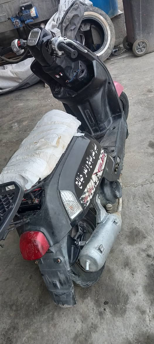 سلام عليكم شباب دراجة بوليس البيع نوزل كهرباياتة كلهة شغالة نكرة سلف دراجة خير من الله مكاني بعقوبه تقاطع الساده سعر300 وبيهه مجال خاص ماجاوب وشراي بي خير ودلل وهاذ رقمي(***********)
