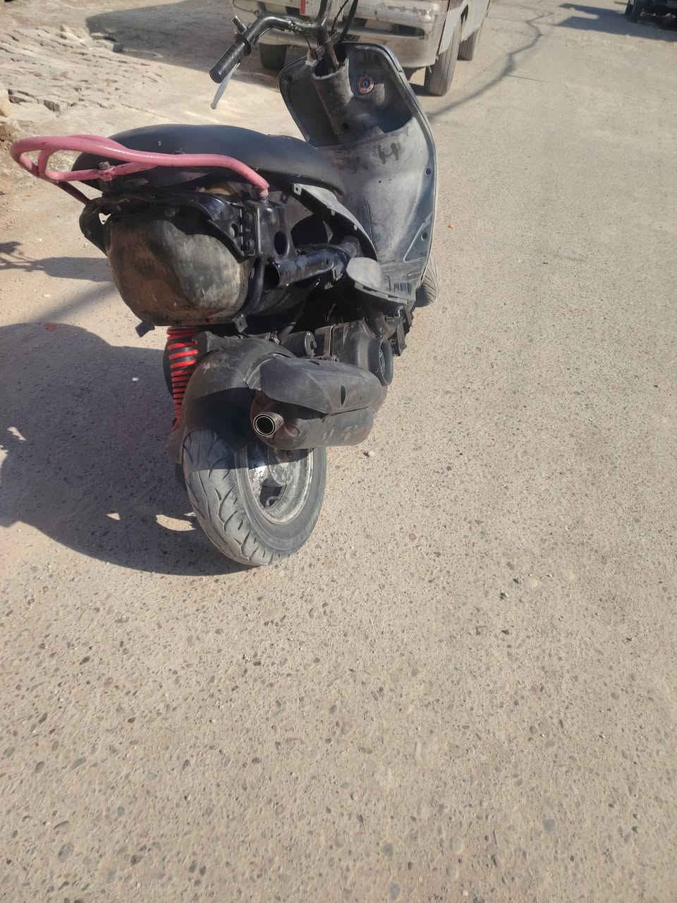 السلام عليكم دراجه ماكس منغولي مال لعب للبيع شغاله نكره سلف وهندر مكينه ناعمه خرسه ماتسمع صوتهه بوشه بلاديه تايرات جدد مال باله الدراجه كامله وجاهزه السعر ب300 بيهه مجال شي بسيط مكاني بغداد مدينه الصدر الشراي يتصل *********** او واتساب
