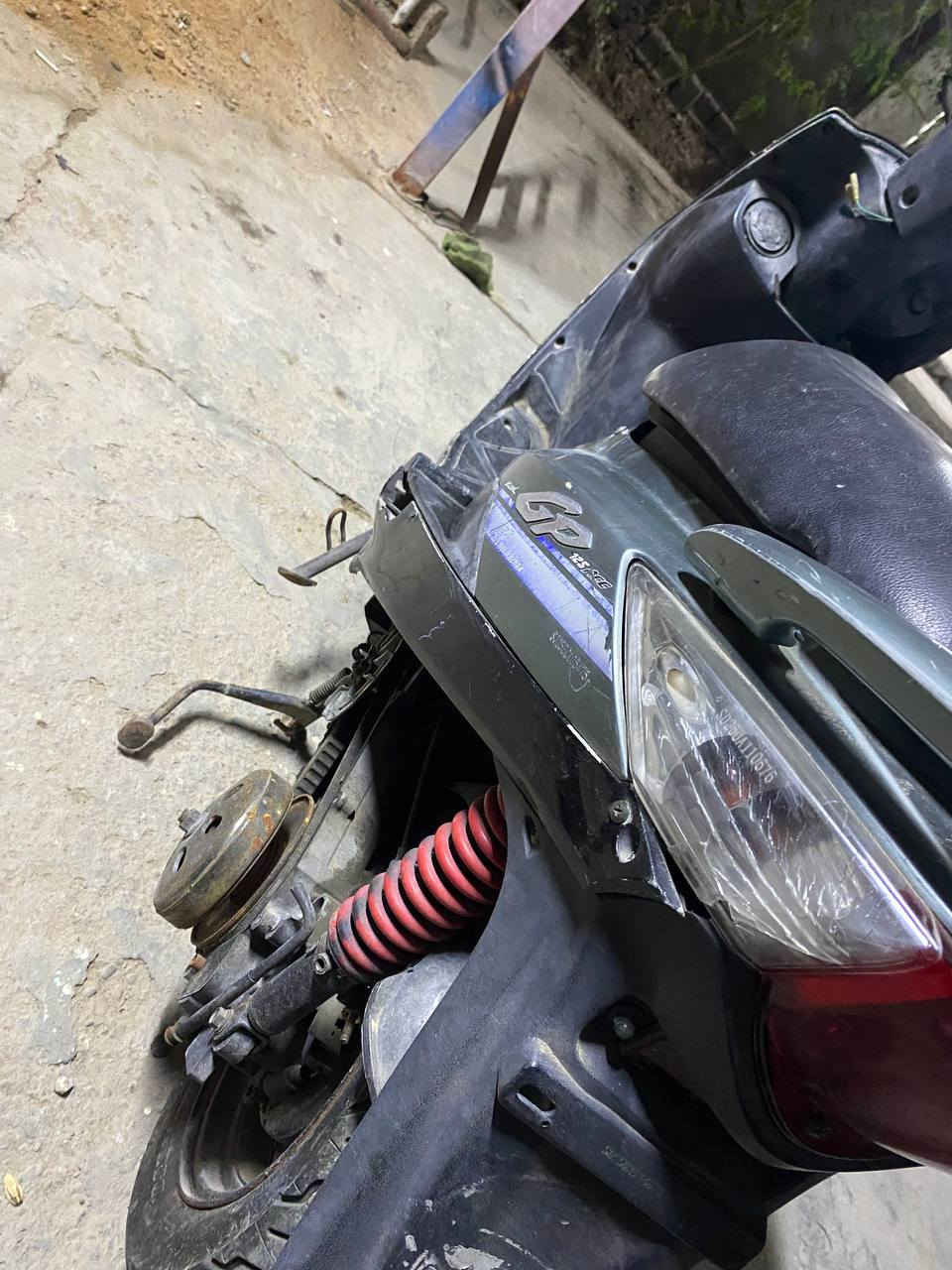 كامكو ياباني الدراجه شغاله نقصها كابريتر و قمجي سكليتر مكينتها ناعمه مال شغل توديك وترجعك 150 قفل 🔒 ‏‪0786 762 4617‬‏ وبي واتساب بغداد, العراق
