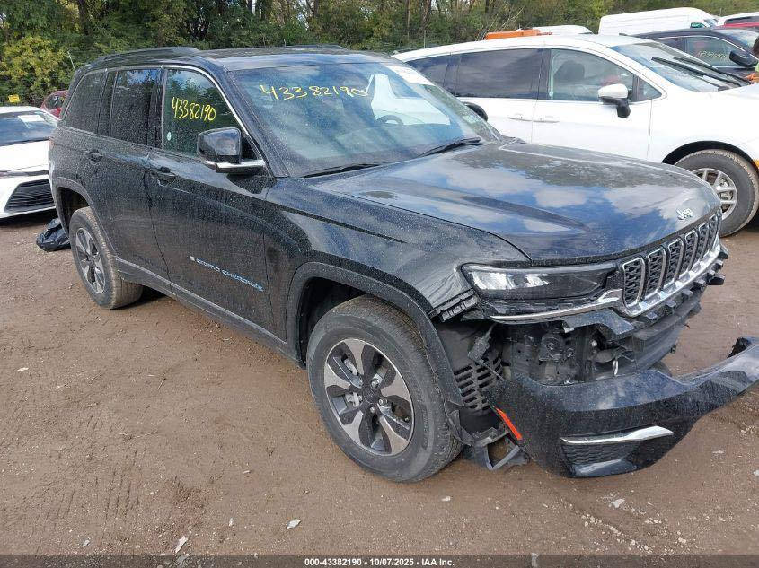 ياالله
السلام عليكم جيب كراند شيروكي 4XE 2024 وارد امريكي

ملاحظة : السياره بالاردن تدخل كتاب شهداء او عن طريق الشمال معفيه كمرك 

Jeep Grand Cherokee 4Xe 2024 2.0L

حجم المكينه : 2000  تيربو + هايبرد + بلك ان 
المسافة المقطوعة : 35 الف ميل
          حالة الايرباك : سليم مطاك ولا ايرباك
                       الضرر : موضح بالصور 
#مواصفاتها
1.شاشه 
2.بصمه
3. تشغيل عن بعد
4.دمام خلفي
5.كشنات جلد
6.كشن السايق ميمري
7.كشنات كهرباء
8.صندوك كهرباء
9.حساسات خلفيه
10. قطع تبريد 
11.اشاير بالمري
12.رادار امامي
13.رادارات 360
14.ثلاث وضعيات قياده
15. بنوراما فتحتين
16. كير ماوس
17. نظام منحدرات
18. هيترات بالكشنات 
19.ويل كب كروم
20.لايتات لد
21.بكلايت لد
22.كشافات
23.بصمة ابواب
فول مواصفات 1/1 جاهزه مرقم بغداد تحويل ثاني يوم
#السعر : الطلب في التعليقات سيأتي إليك مباشرة 
تفاصيل اكثر هذا رقمي *********** تحياتي 
مكاني بغداد حي الجامعه
