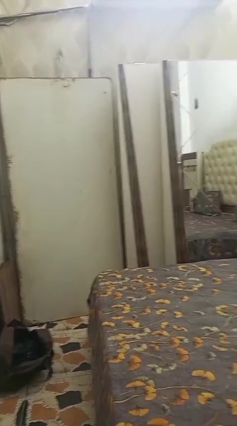 عرفه مستعمله للبيع تركي
350 وبيها مجال 
***********

