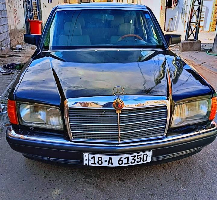 مارسيدس رئاسي موديل 1989 رقم دولي بابل بأسمي مداور مباشر مكينة ياباني vvti 3000 السيارة جاهزة ماعدا التبريد عاطل مكينه گير مكفولات تخم تاير وباتري جدد مكان السيارة الديوانية السعر 45$ ..للاستفسار واتساب ***********

