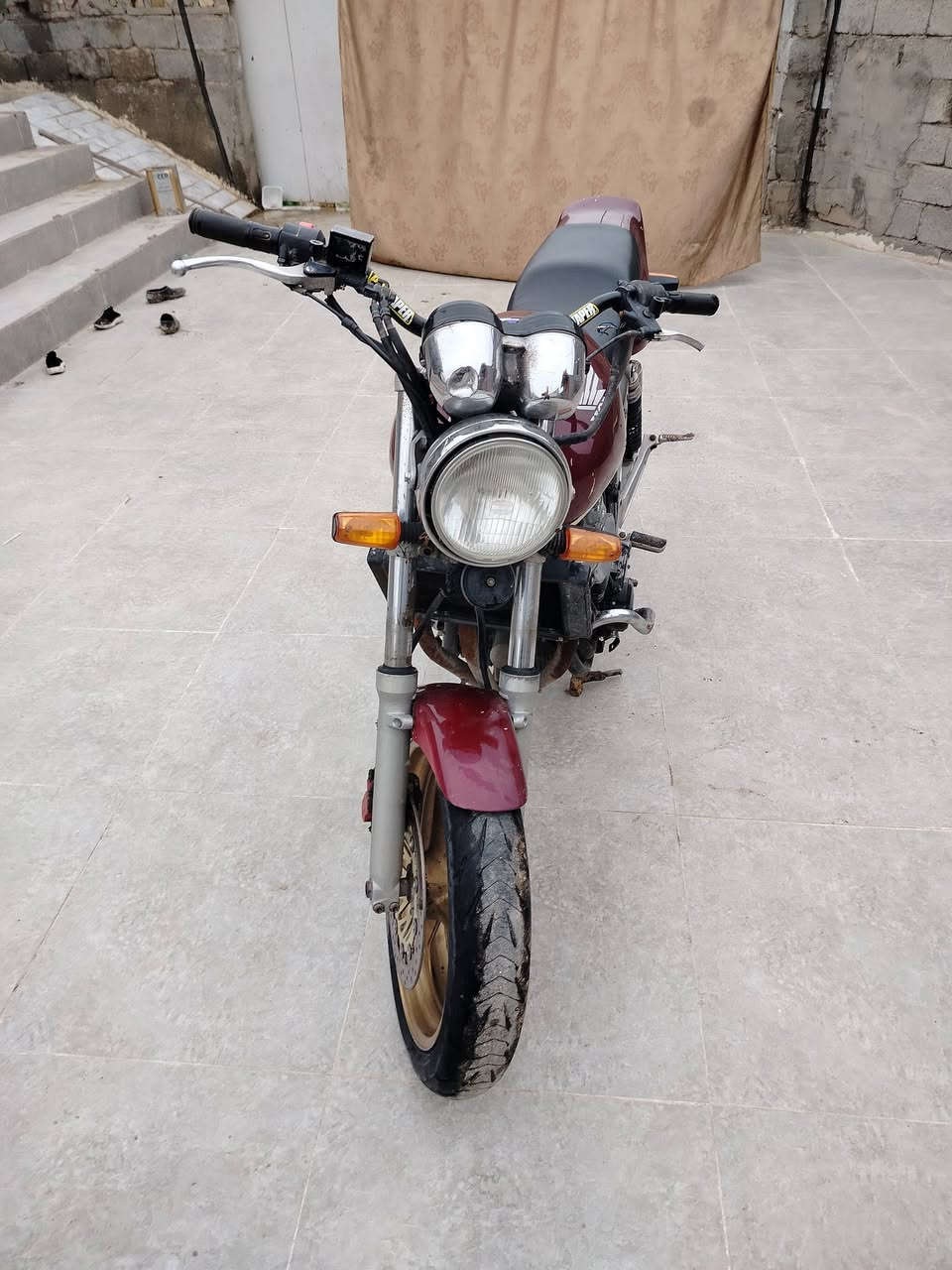 للبيع سي بي فور شغالة اوراق كاملة الدراجة ما مفتوحة نقص بس تحكم الكهرباء العنوان ديالى جديدة الشط السعر 12 رقمي ***********
