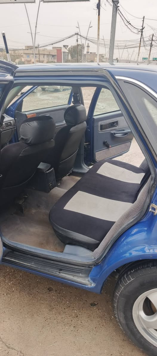 السلام عليكم الحلال للبيع 
فورد اسكوريبو موديل 92 اصل 
فول مواصفات 
محرك گير شرط طخم تايرات جديد مصبوغة عام جمالية بدون ضرر بدون خياس تبريد ثلج 🥶 تدفئة داخل جديد السيارة 
كاربون بانزين رقم الماني سنوية تسقط 2029 ويل كب گير عادي محرك V6
 عندي وكالة عامة والشرعي موجود شرط التحويل 
 كاملة مكملة السعر 28 وبيها مجال بسيط  
 ***********
