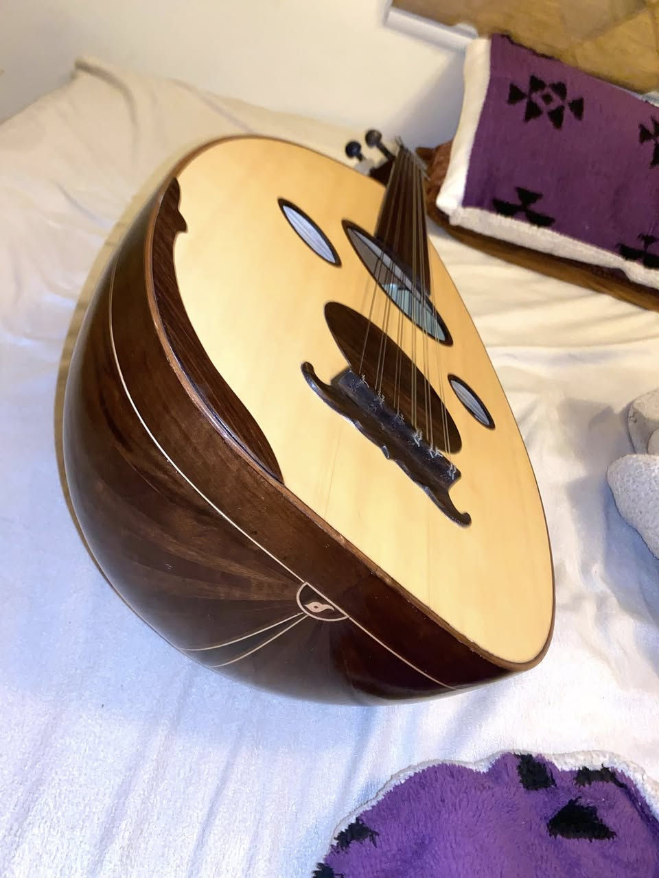 للبيع مستعجل عراقي للاسطى محمد القيسي
وجه سبروس
ضهر صندل 
مفاتيح ابانوس 
نضافه وصوت يخبل
500ًوبي مجال 
البصره - المعقل


**إذا كنت صاحب هذا الإعلان وتريد حذفه لأي سبب، رجاءا أرسل رسالة إلى الدعم الفني**