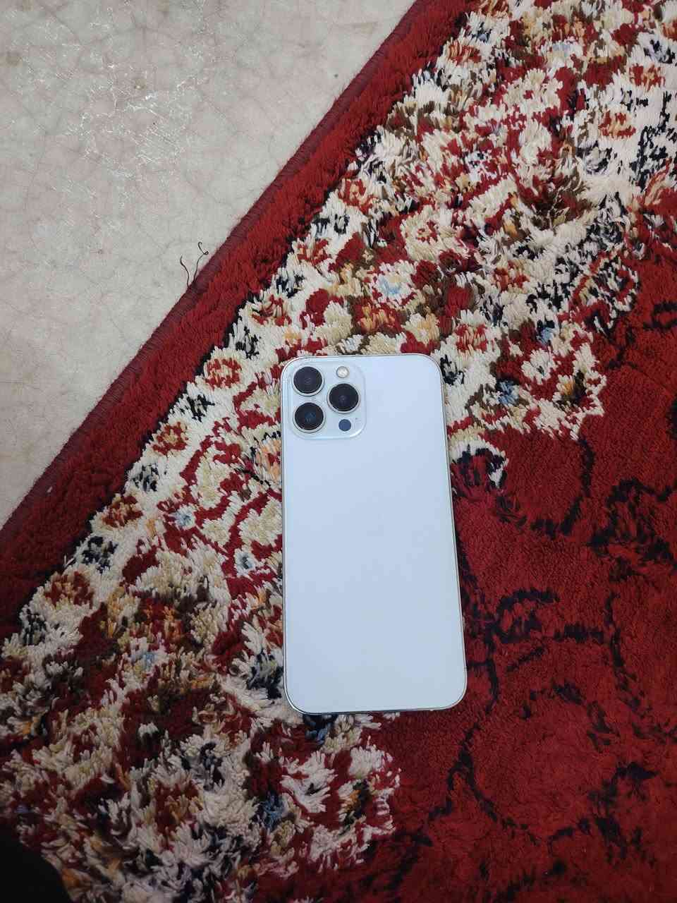 آيفون 13 برو ماكس تك

ذاكره 128

بطاريه 100

نموذج M

اللون ابيض

مبدل شاشه وبطاري وكامره شغال كله 

السعر. 350 بي مجال بسيط،

***********
