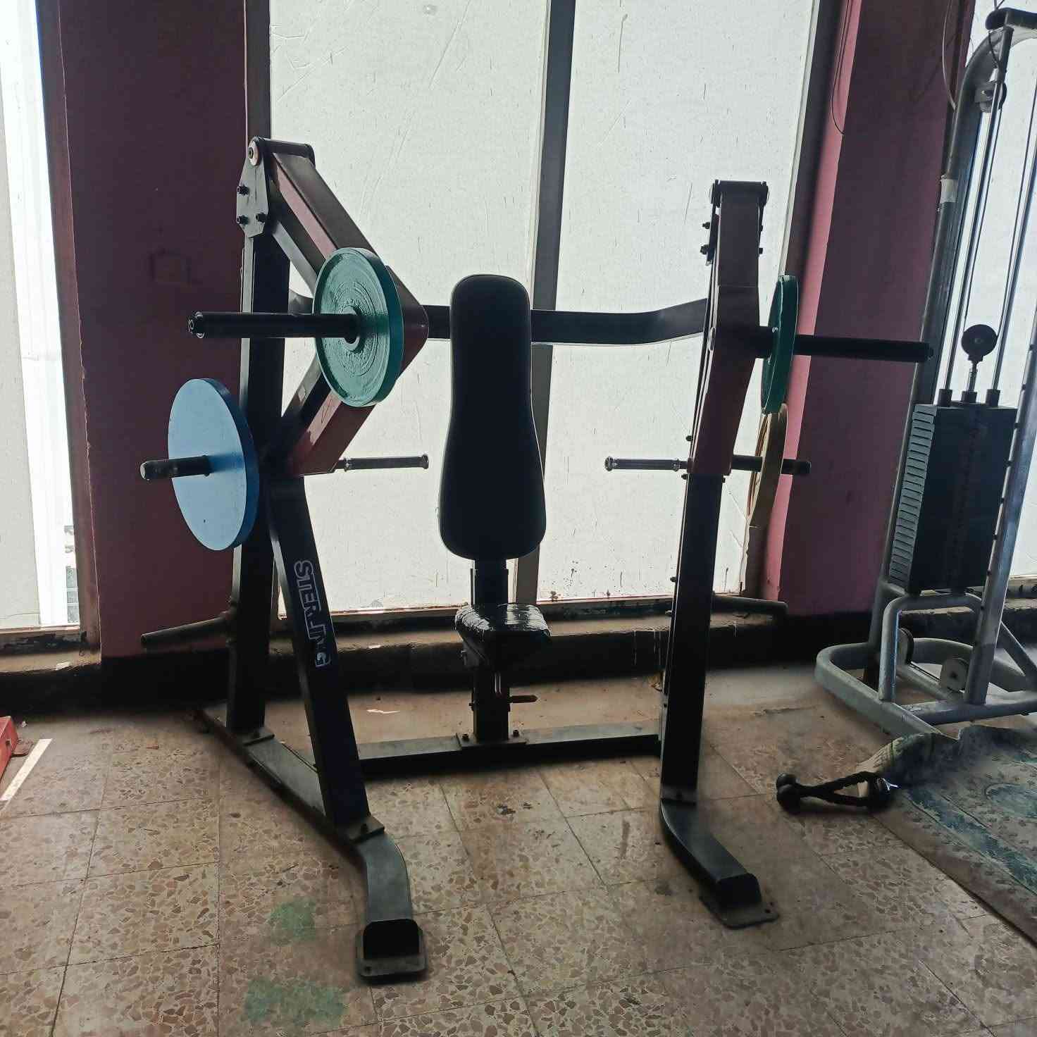 جهاز متقابل وجهاز بنج اعلى همر جهازين مليون ١٠٠الف من رخصة مسؤول الكروب
