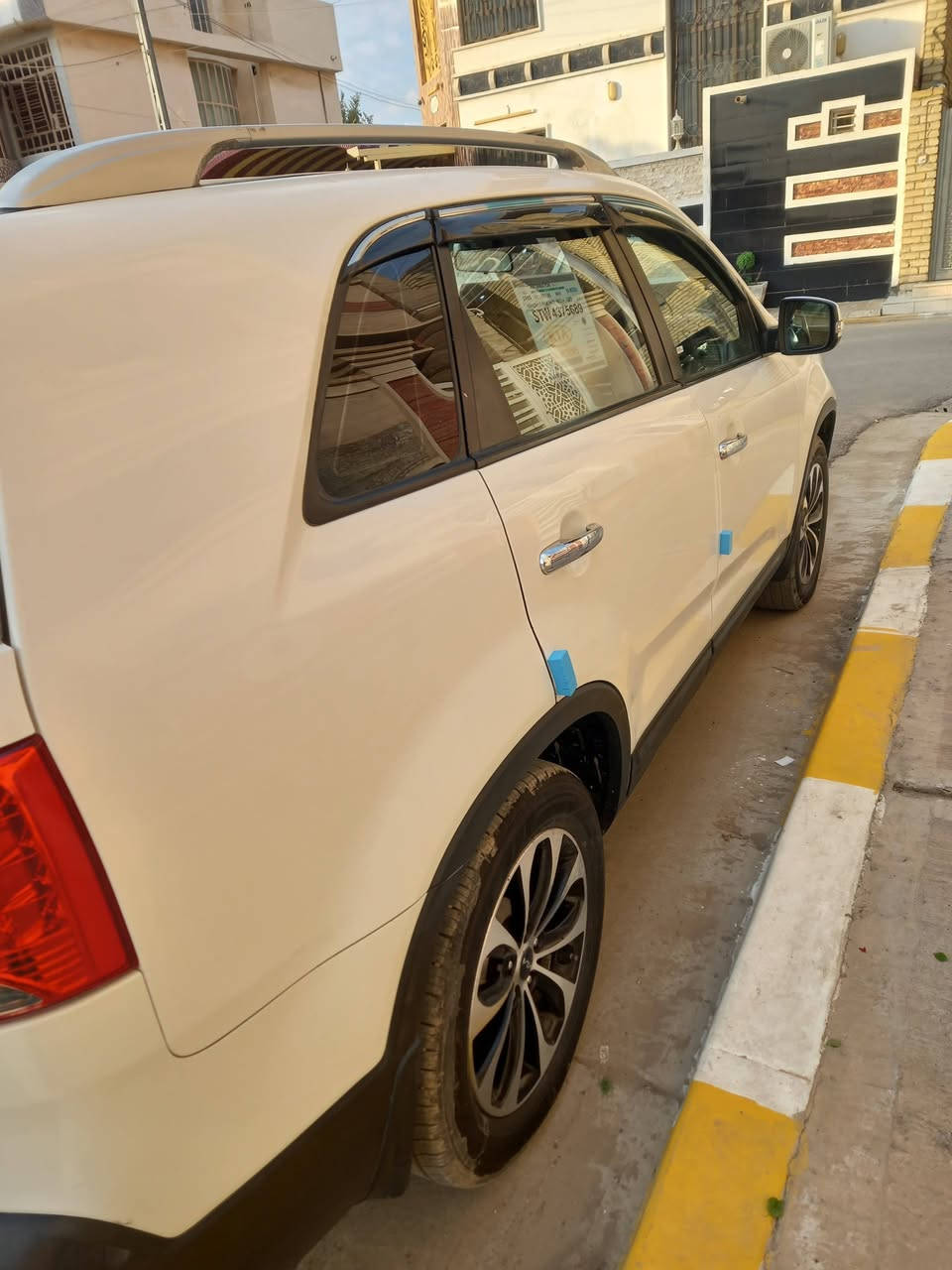 سلام عليكم للبيع كيا سورنتو خليجي2010 رقم بغداد  جديد فول مواصفات عدا بصمه محرك 6سلندر قبل ٥ايام بدلته جديد مال كصه كير مكفول سبعه راكب ثلاث قطع تبريد كشن كهرباء سياره بيه باب لخلف باب سايق  مبدل بلادي فقط ولباقي مكفول سعر  145وبيه مجال مكاني فلوجه شارع 40 قرب وكالة  سلطان ***********
