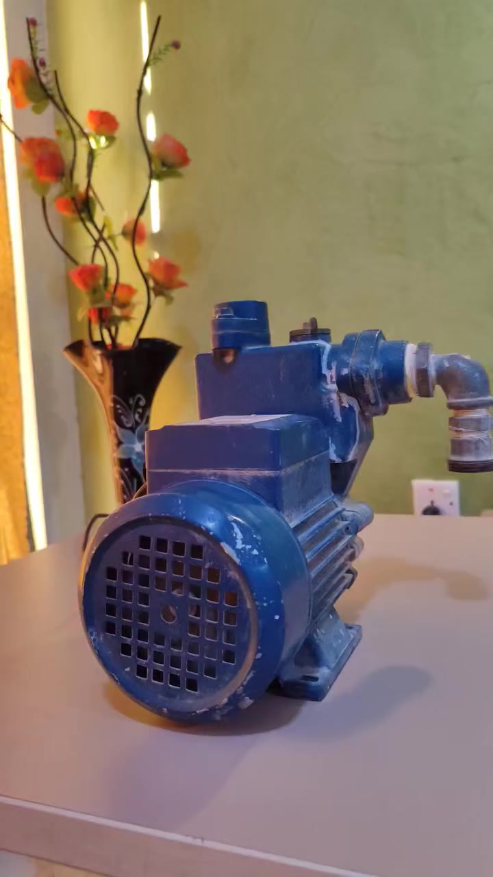 ماطور ماركوس بيت الوادي نص حصان
ماطور ماء ماركوس شركة بيت الوادي (مستعمل نضيف)

ـ بقدرة 370w وات واقصى قدرة 550w وات

-يصعد لحد ارتفاع 33 متر

- نص حصان (0.5HP)


**إذا كنت صاحب هذا الإعلان وتريد حذفه لأي سبب، رجاءا أرسل رسالة إلى الدعم الفني**