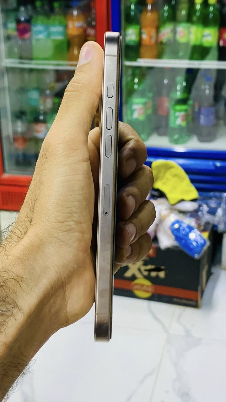 ‏phone 📱 16 pro max 

📲ايفون 16 برو ماكس

📲نموذج:M ضمان ماستر بعده داخل الضمان

بطارية:🔋 100‎%‎ دورات الشحن150
 
ذاكرته : 256

للاستفسار فقط اتصال او واتساب على رقم

‏‭0780 663 9059

