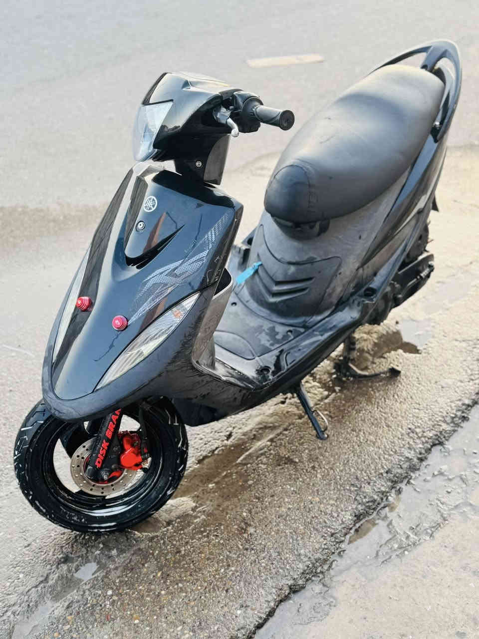 سلام عليكم دراجه ماكس عدله للبيع دراجه نضيفه مكينه ما مفتوحه معدل خير من الله شلعه ستان صفح ستان تعليك شاير شعاله ماكن حسينيهمال راجديه سعر 750رقم ***********
