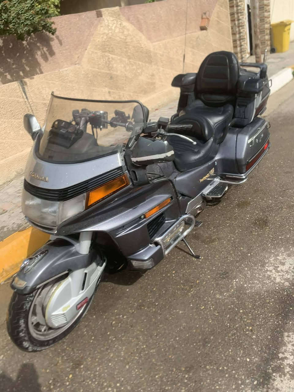 كولدن للبيع دراجه مكينه وكير واكسل كفاله بيه ملاحظه بل كفر للبيع او مرواس مكاني بغداد ***********٥
