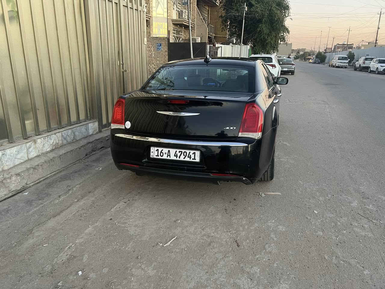 السلام عليكم
اوباما 15 معلايه 18

رقم قادسيه انكليزي
سياره بيها خمس قطع صبغ
فول مواصفات عدى الفتحه
كير محرك حداديه تبريد تدفئه
كامره ويل 20طخم تاير
سياره جاهزه وخير من الله
السعر 145 وبيها مجال قليل
مكان محافظه ميسان 
تلفون ***********
